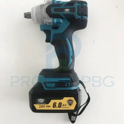 Гайковерт акумулаторен 24V и винтоверт VERMARK STARKE Гайковерт акумулаторен 24V и винтоверт VERMARK STARKE е мощен комплект, подходящ за професионална и домашна употреба. С максимален въртящ момент от 280 N.m и 3500 удара в минута, този гайковерт гарантира висока производителност при завиване и отвиване на болтове и гайки. Включеният акумулаторен винтоверт осигурява удобство при пробиване и завиване на винтове в различни материали. И двата инструмента се захранват от две литиево-йонни батерии с капацитет 6.0 Ah, които се зареждат напълно само за 1 час. Ергономичният дизайн и противоплъзгащата ръкохватка гарантират комфорт и безопасност при работа.