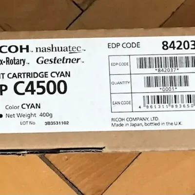 🟦 Оригинален тонер Ricoh MP C4500 – Cyan – Код 842037 Описание: Оригиналният тонер Ricoh MP C4500 в цвят Cyan (Син) – Код 842037 е създаден за прецизно и дълготрайно цветно отпечатване. Съвместим с цветни копирни машини и принтери от сериите Ricoh MP C4500, C4501, C5500 и др., този тонер гарантира висококачествени разпечатки и надеждна работа при всяка употреба.